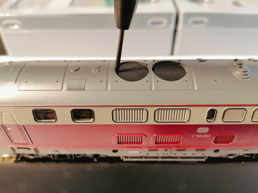 Umbau Maerklin 2864 V160 003 2