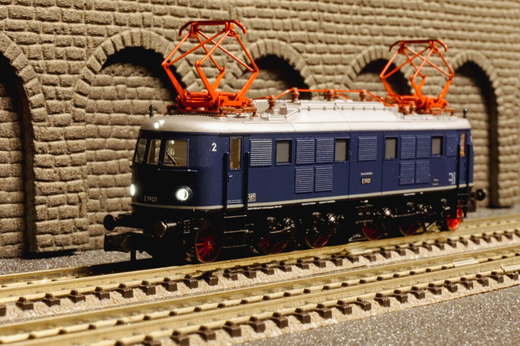 Fleischmann 7319 E19 01 DB 3
