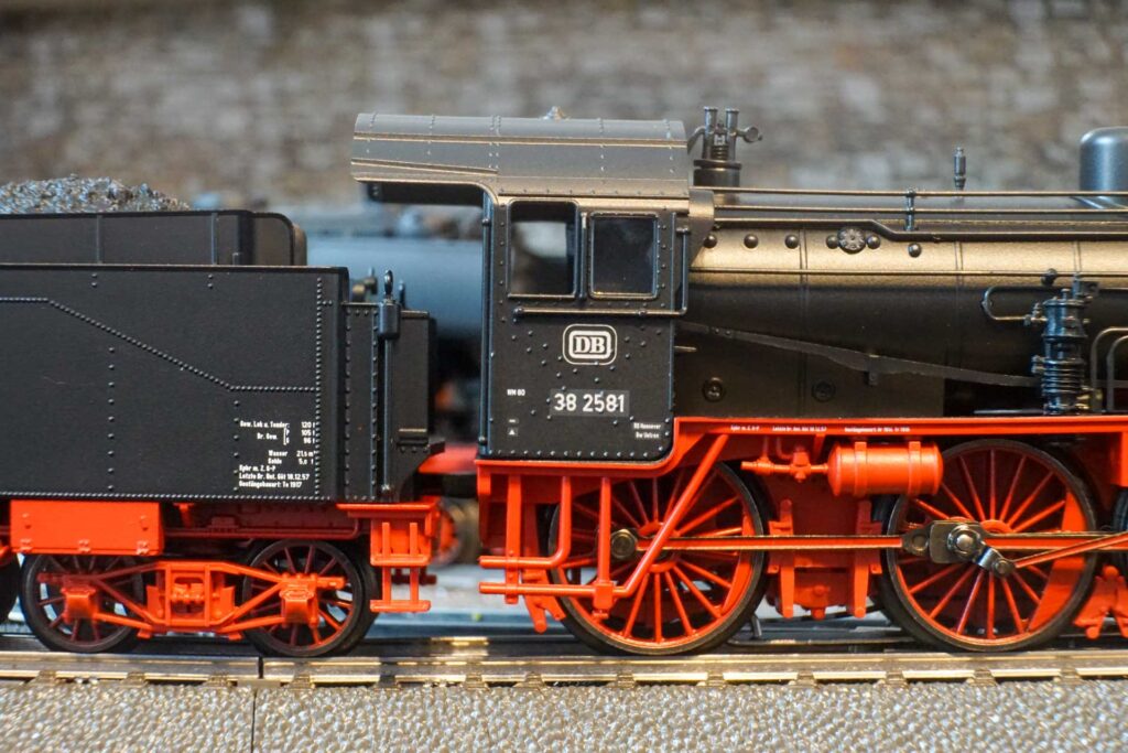 Märklin 37030 BR 38 2581 DB (5)