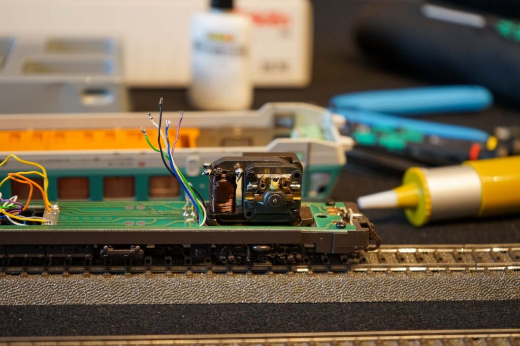 Umbau Märklin 3576 BR 628 203-2 DB (14)