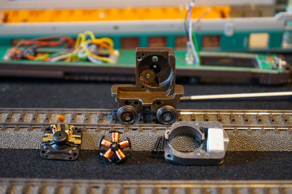 Umbau Märklin 3576 BR 628 203-2 DB (18)